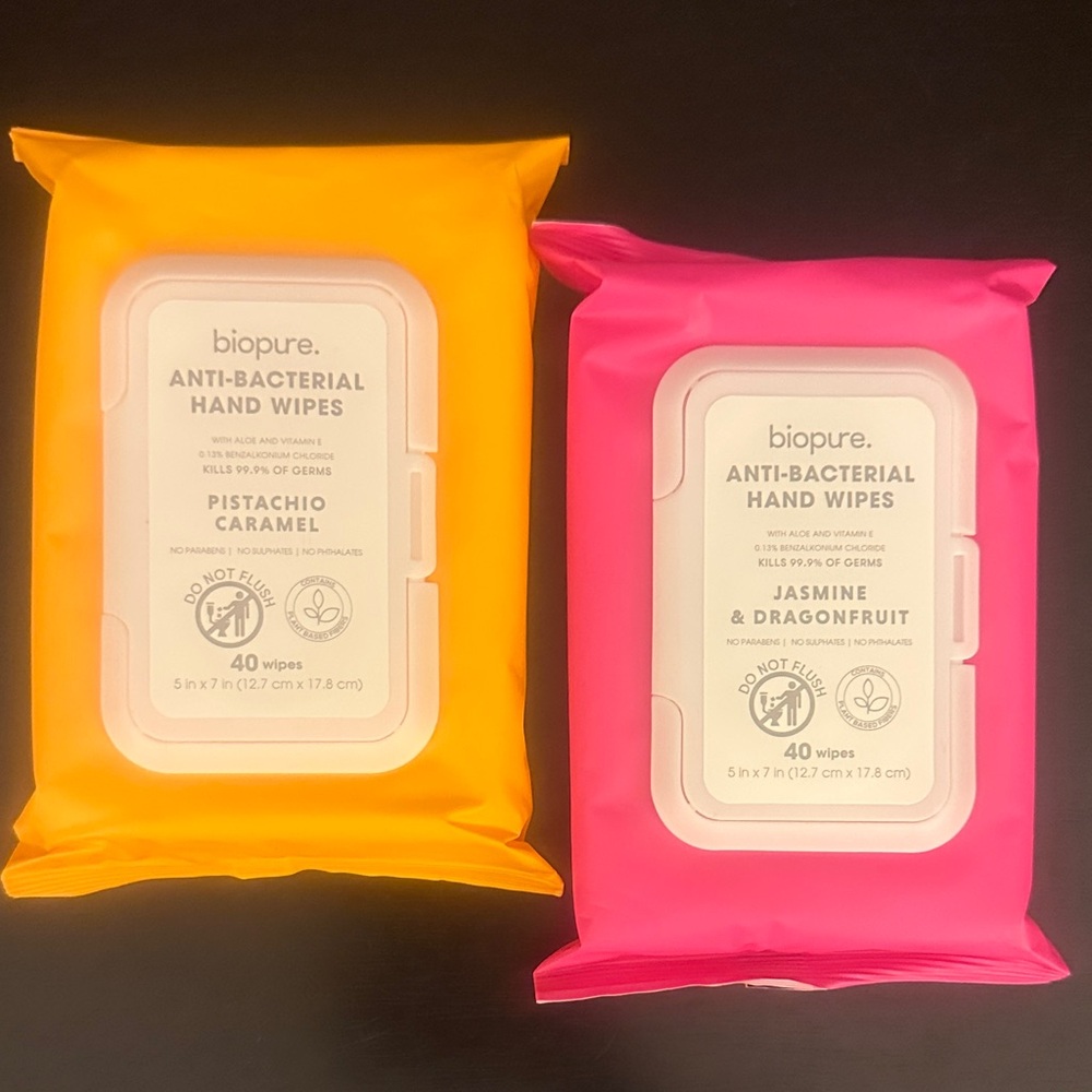 2 biopure Anti-Bacterial Hand Wipes 1 Pistachio Caramel & 1 Jasmine Dragonfruit